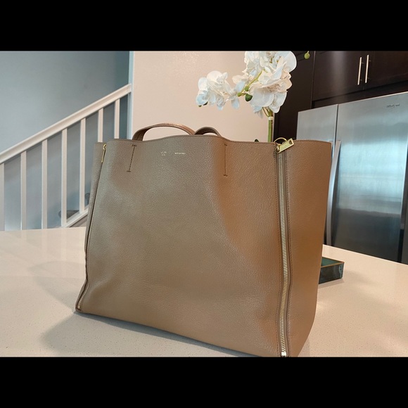 Celine Tote Bag - Picture 7 of 8